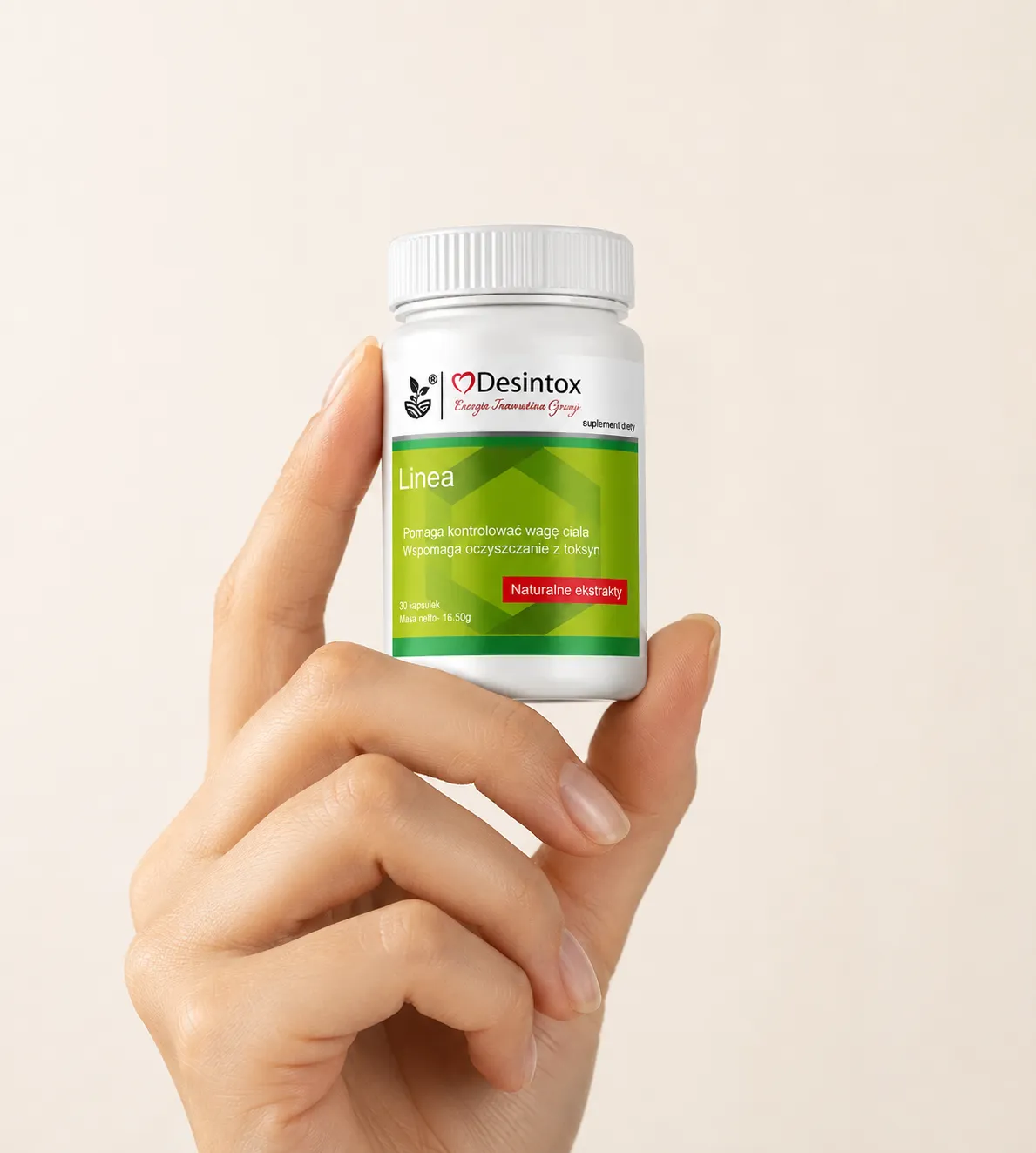 Desintox — opakowanie w dłoni